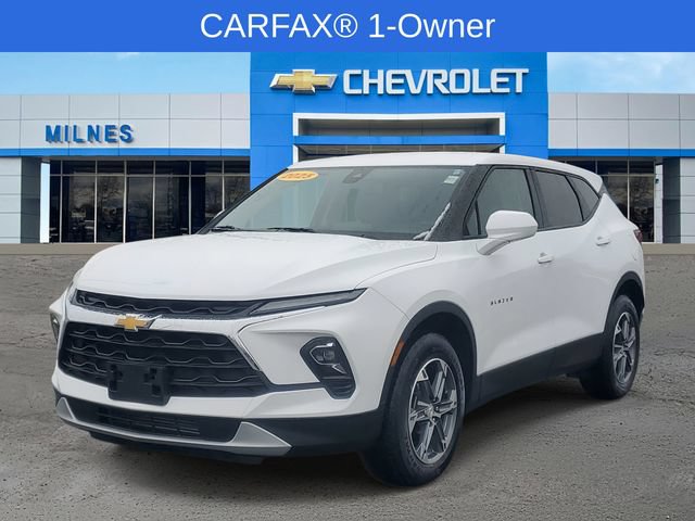 Certified 2025 Chevrolet Blazer LT AWD/4WD image 2