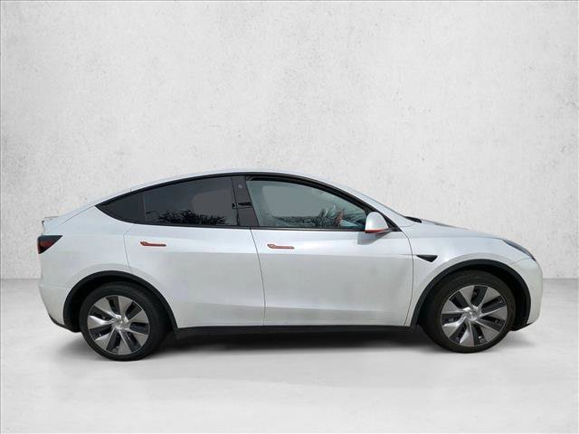 Used 2021 Tesla Model Y Long Range image 4