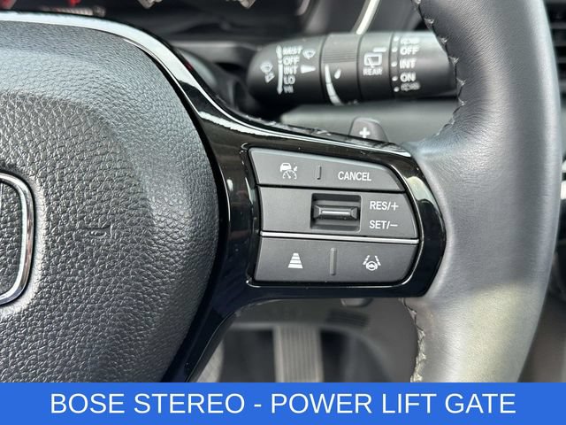 Used 2025 Honda Pilot Touring image 8