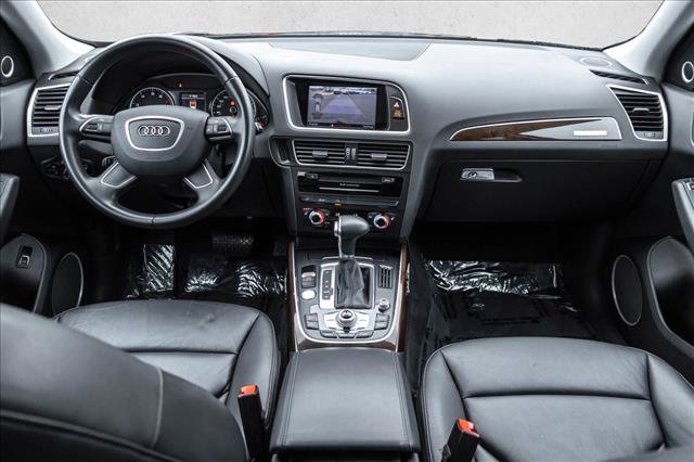 Used 2016 Audi Q5 2.0T Premium Plus w/ Technology Package image 21