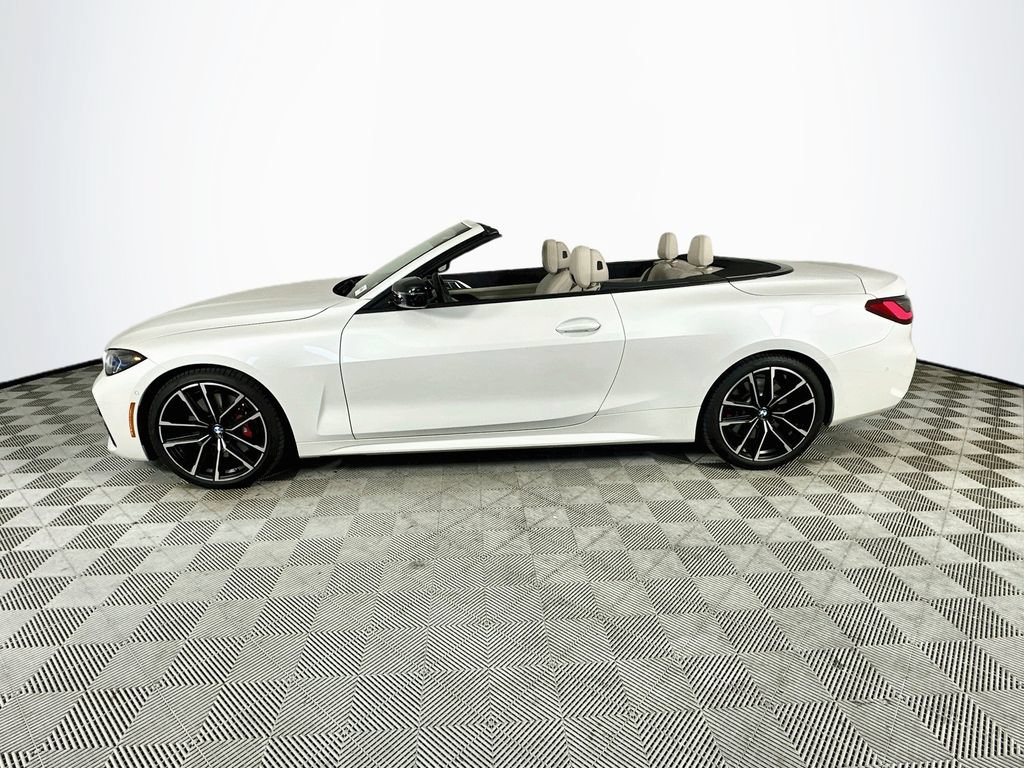 Used 2024 BMW M440i Convertible w/ Premium Package RWD image 4