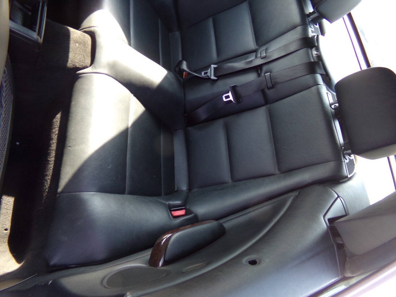 Used 2004 BMW 330Ci Convertible RWD image 18