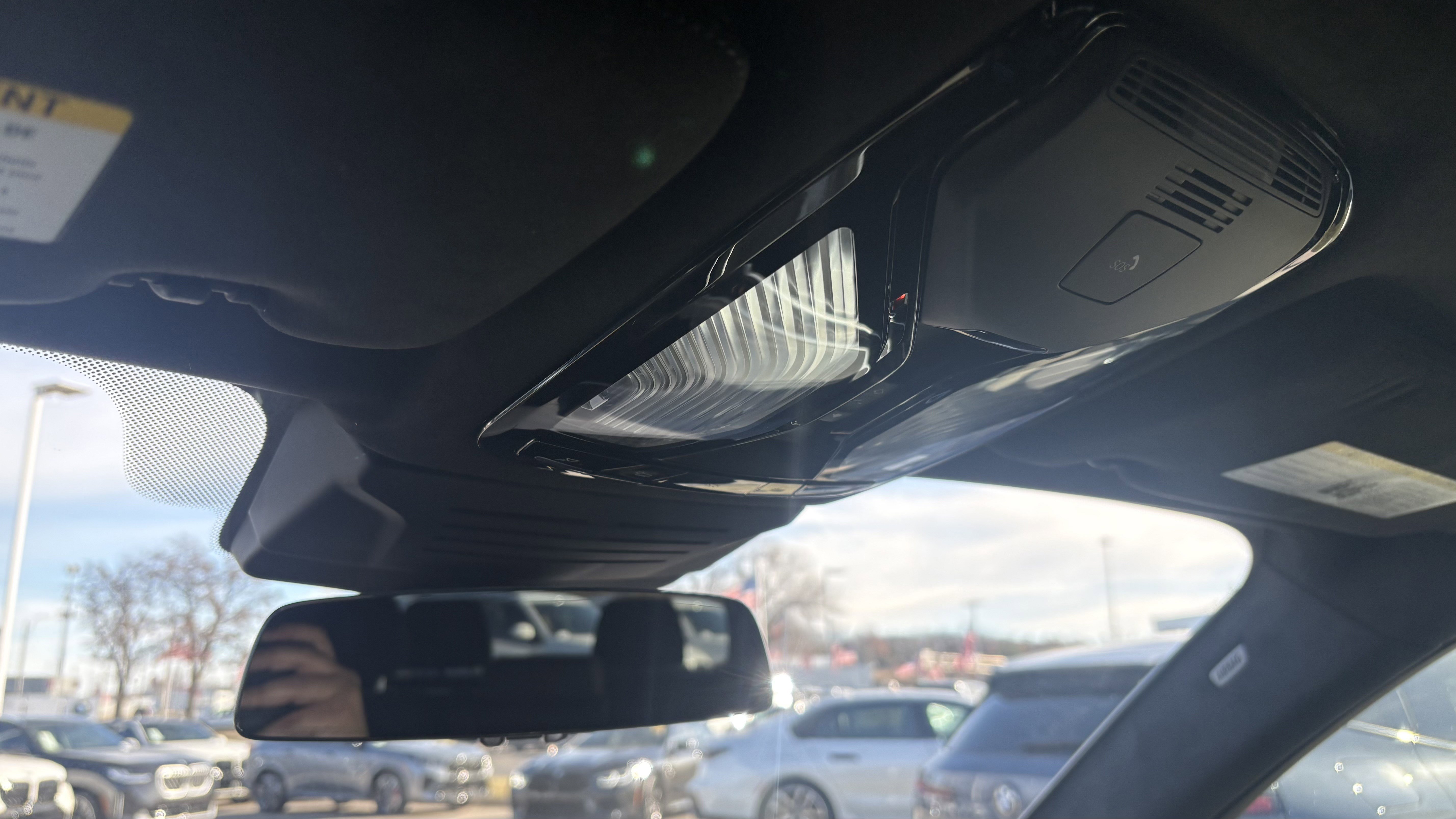 Used 2024 BMW X7 xDrive40i w/ M Sport Package image 28