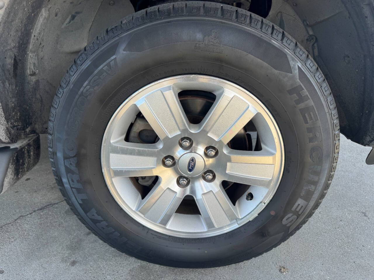 Used 2006 Ford Explorer XLT AWD/4WD image 18