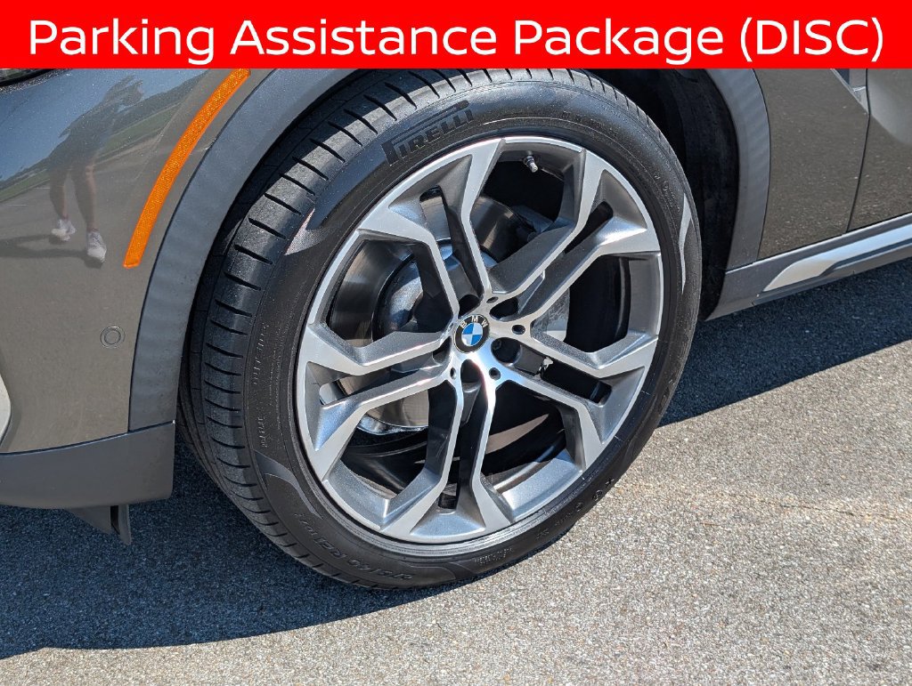 Used 2023 BMW X6 xDrive40i w/ Luxury Seating Package AWD/4WD image 11