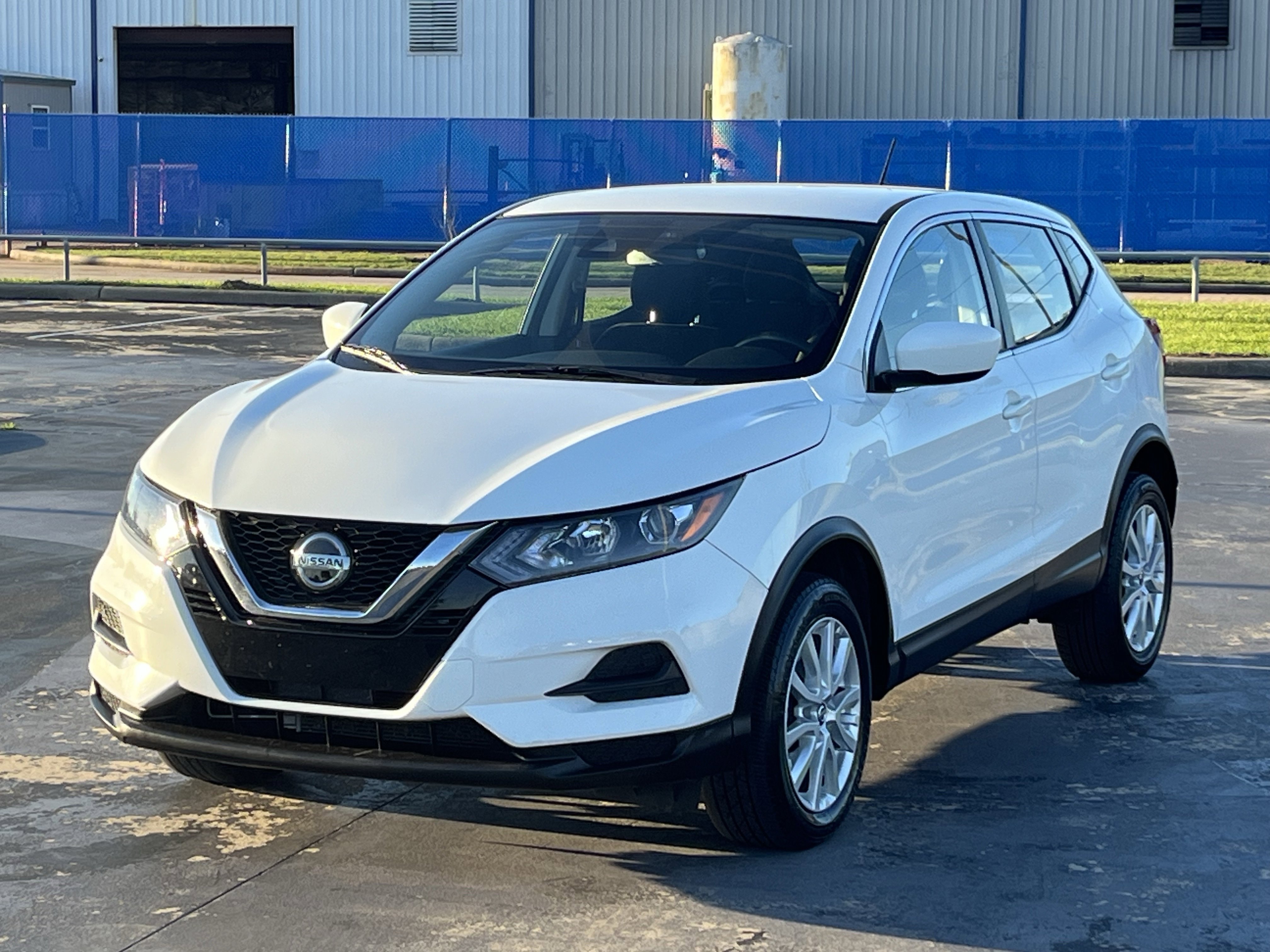 Used 2021 Nissan Rogue Sport S FWD image 5