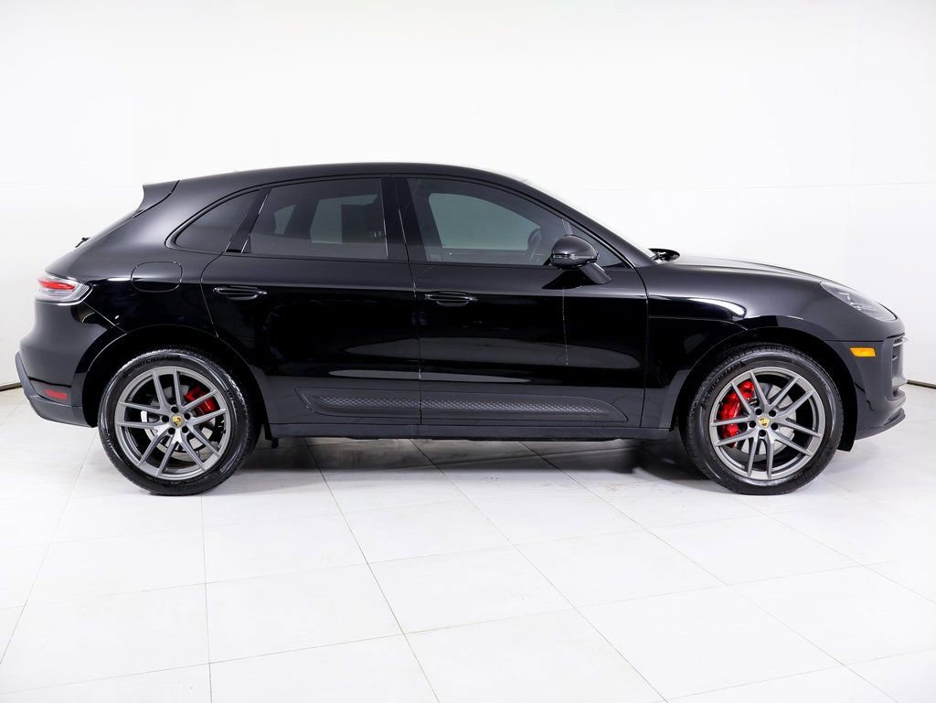 Certified 2023 Porsche Macan S image 37
