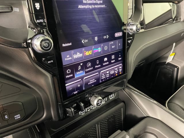 New 2026 RAM 2500 Limited AWD/4WD image 6