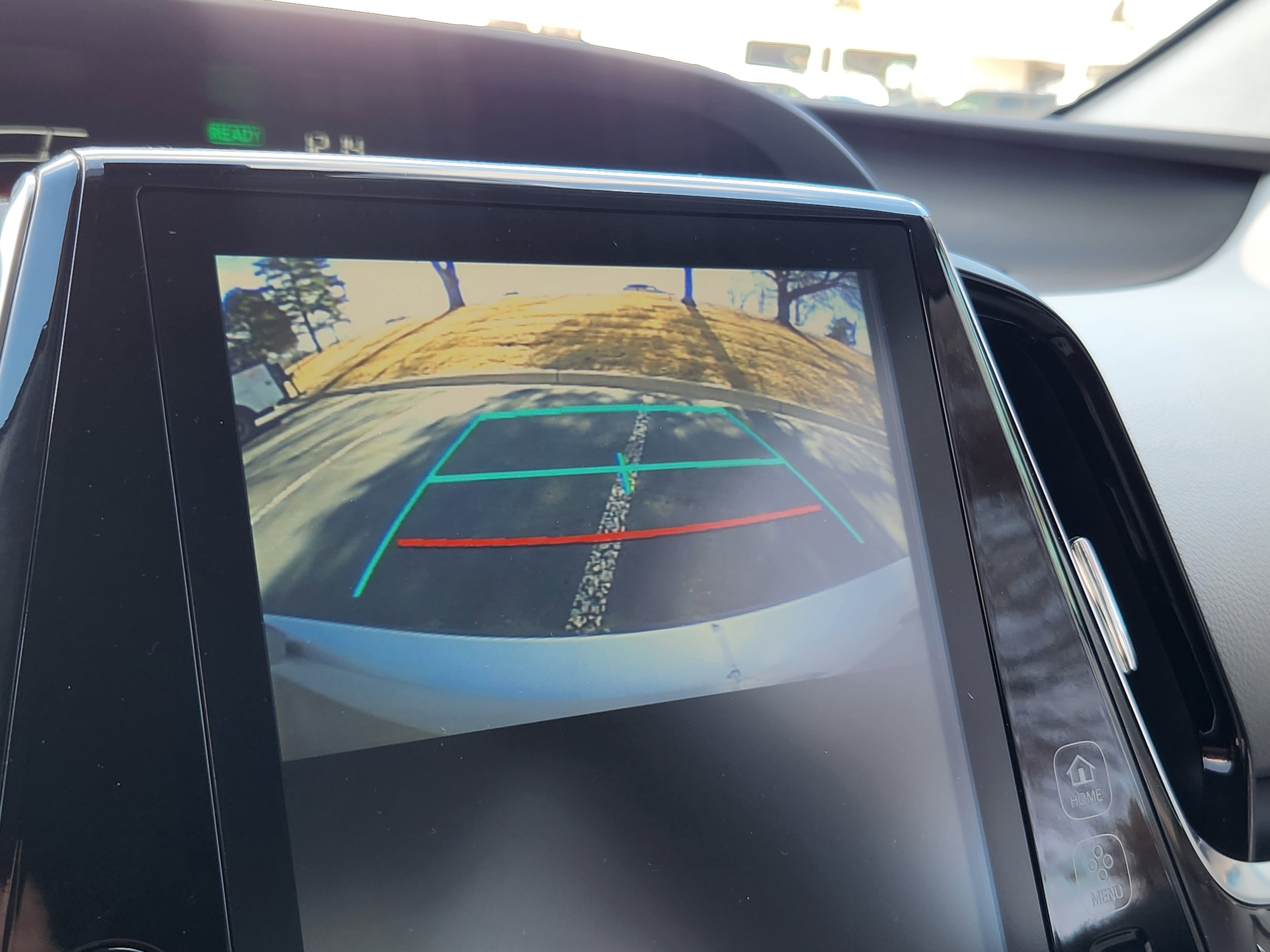 Used 2018 Toyota Prius Prime Premium image 25