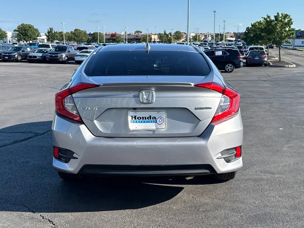 Used 2016 Honda Civic Touring image 6