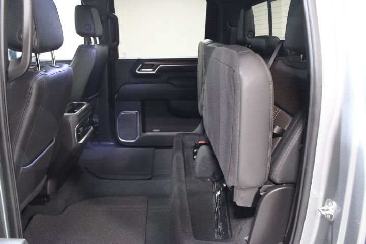Used 2024 Chevrolet Silverado 2500 High Country w/ High Country Premium Package AWD/4WD image 63