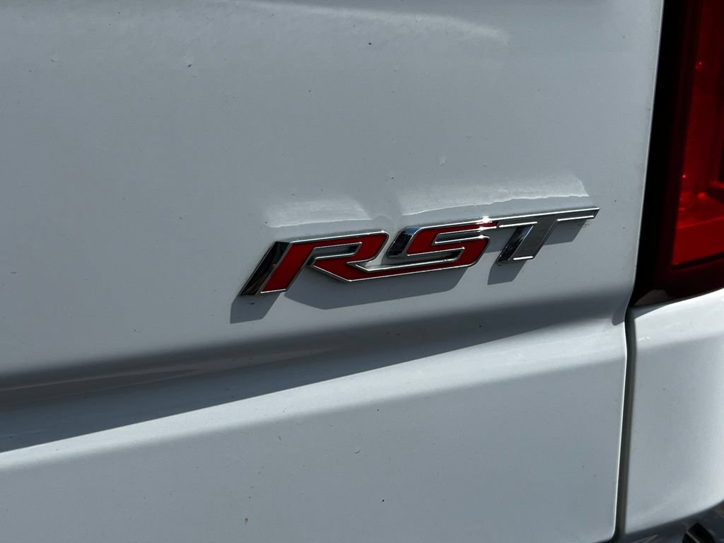 Used 2026 Chevrolet Silverado 1500 RST AWD/4WD image 16