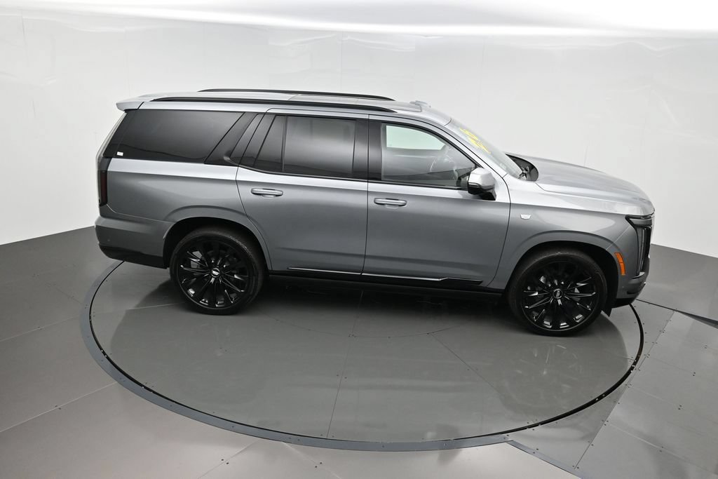 Used 2026 Cadillac Escalade Platinum Sport w/ LPO, ONYX Package AWD/4WD image 57