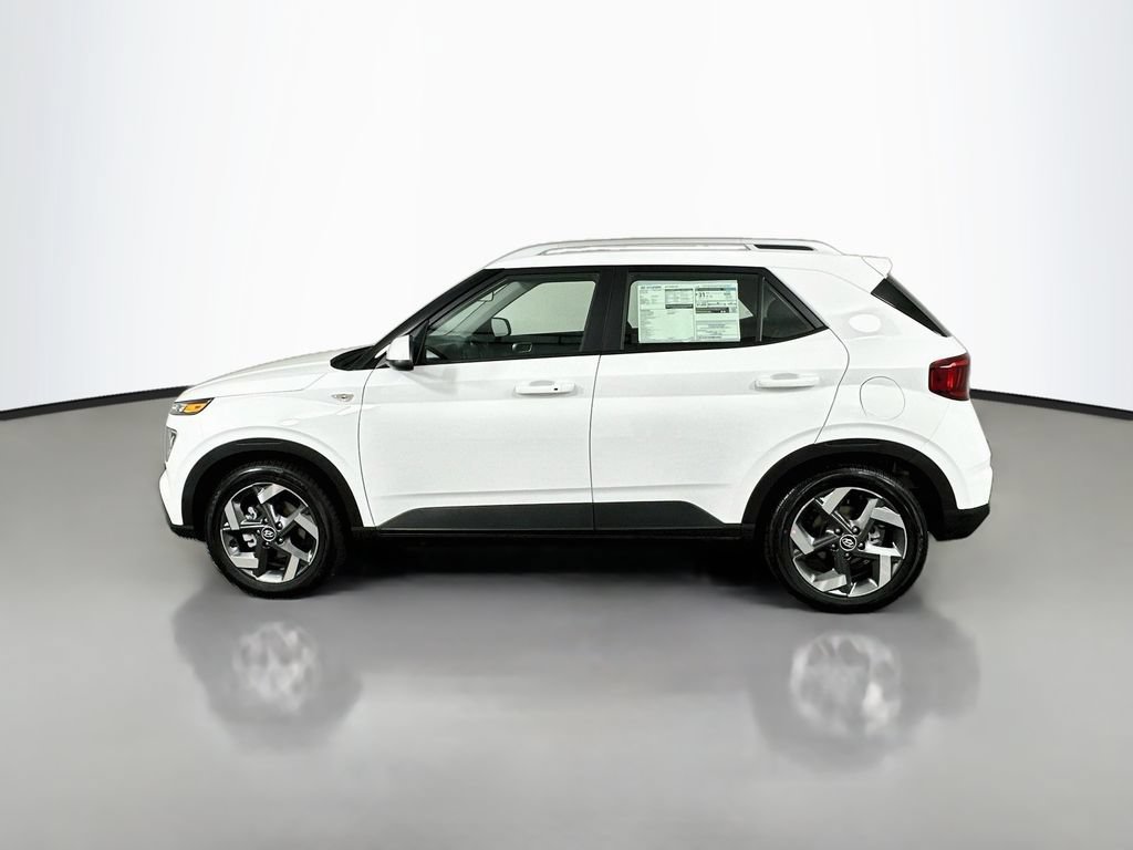 New 2026 Hyundai Venue SEL FWD image 8
