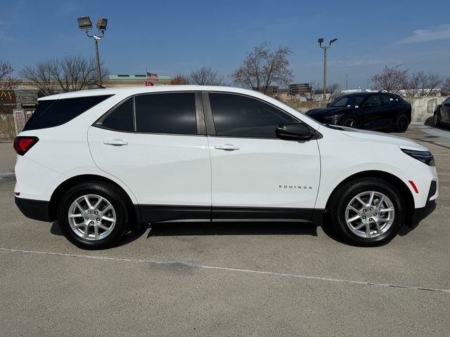 Used 2022 Chevrolet Equinox LS w/ LS Convenience Package image 7
