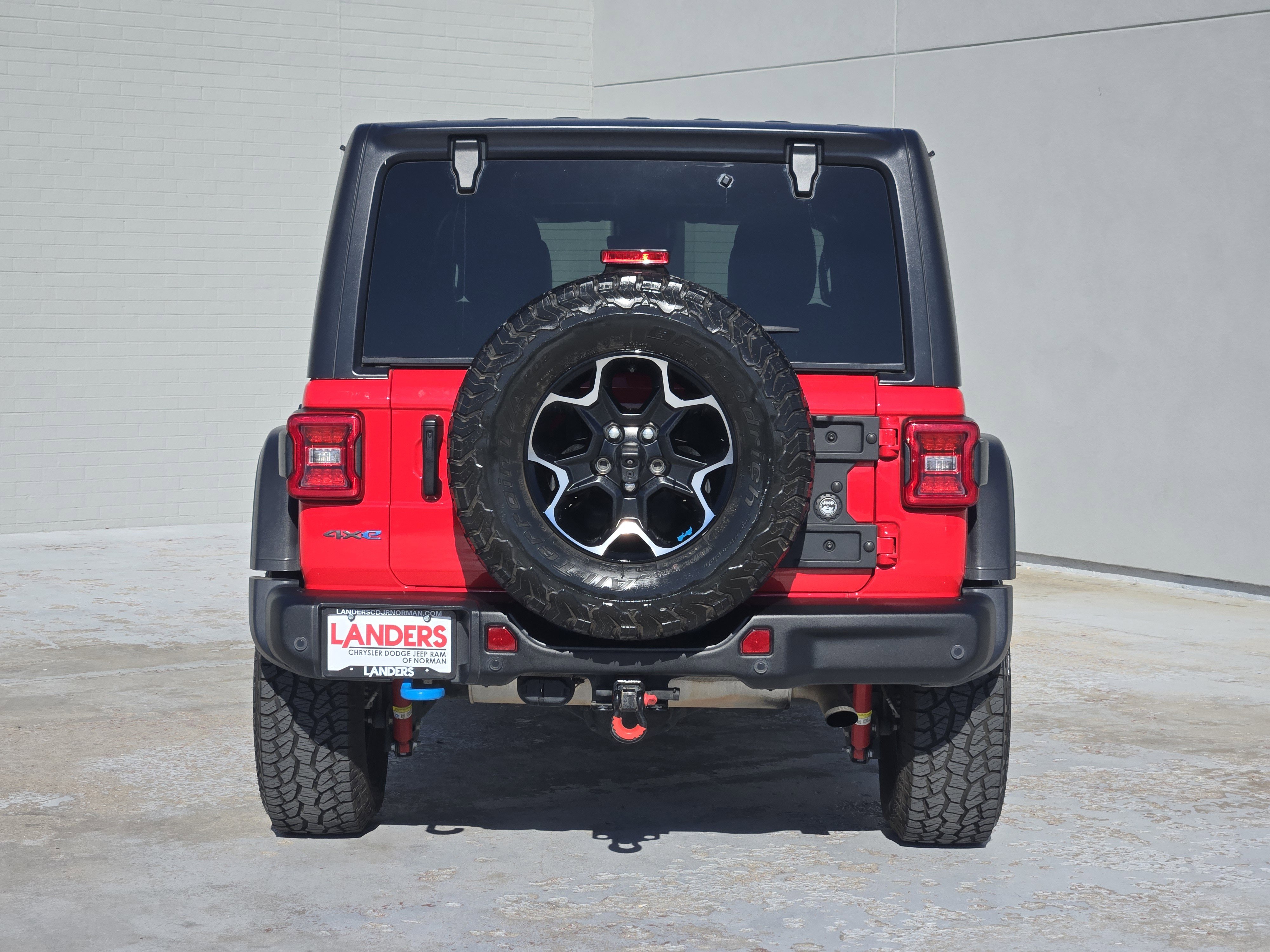 Used 2021 Jeep Wrangler Unlimited Rubicon 4xe w/ Steel Bumper Group image 7