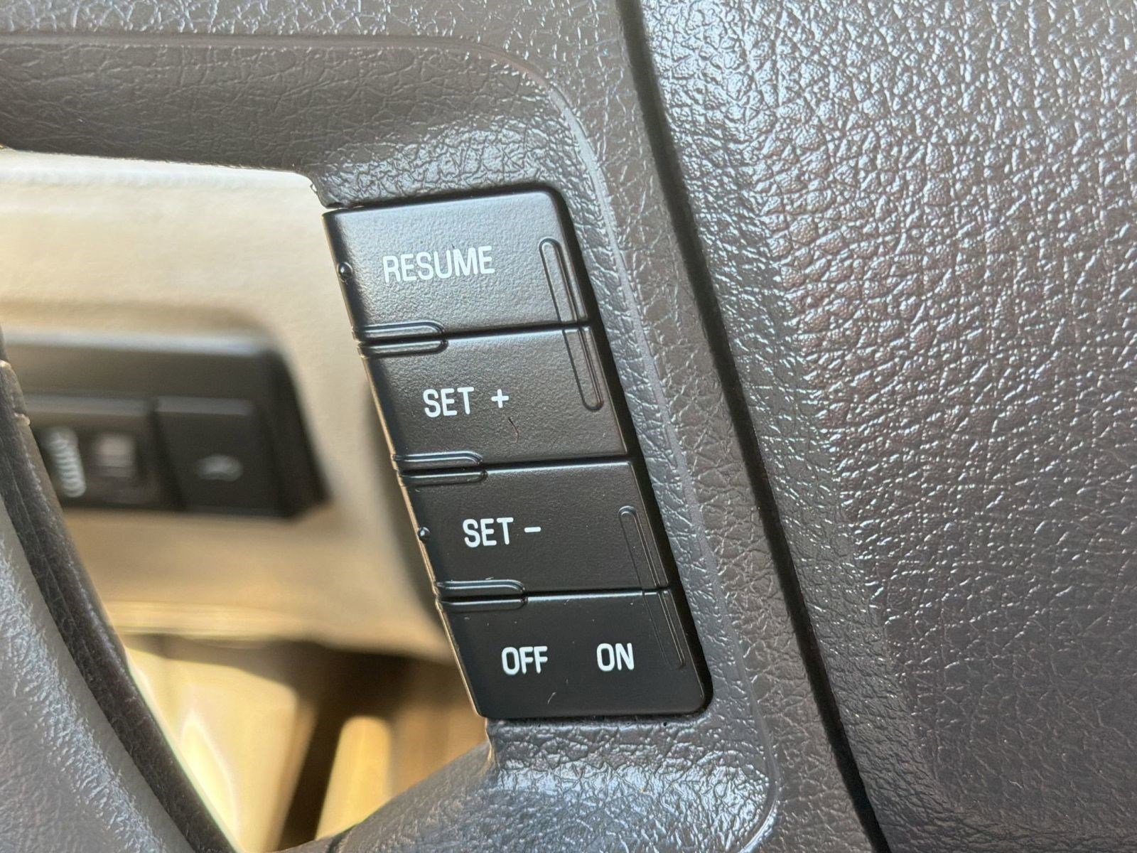 Used 2008 Ford Fusion SE FWD image 18
