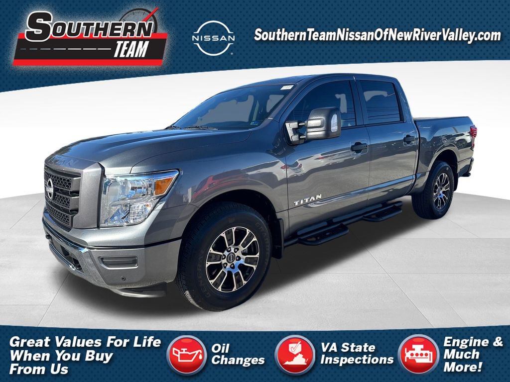 Used 2024 Nissan Titan SV w/ SV Convenience Package image 1