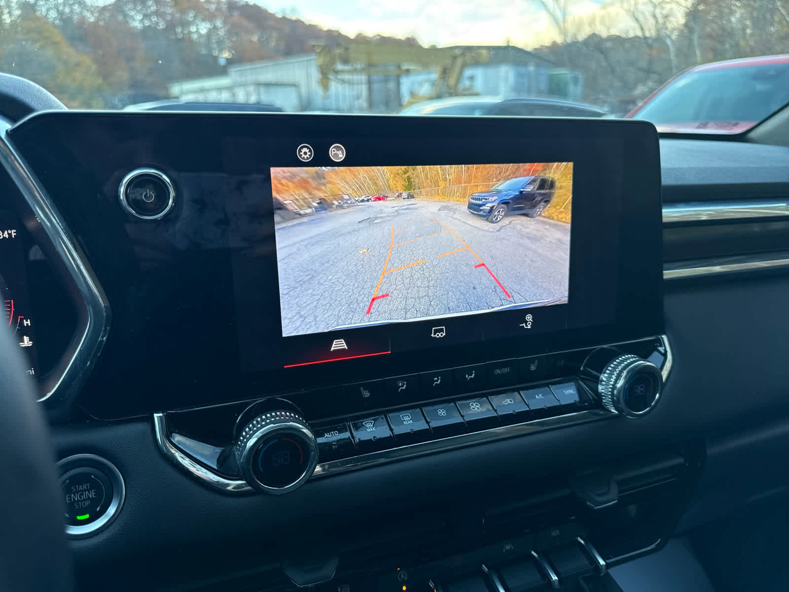 Used 2025 GMC Canyon Elevation w/ Convenience Package image 20