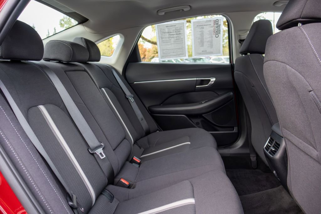 Certified 2023 Hyundai Sonata SEL w/ Convenience Package image 13