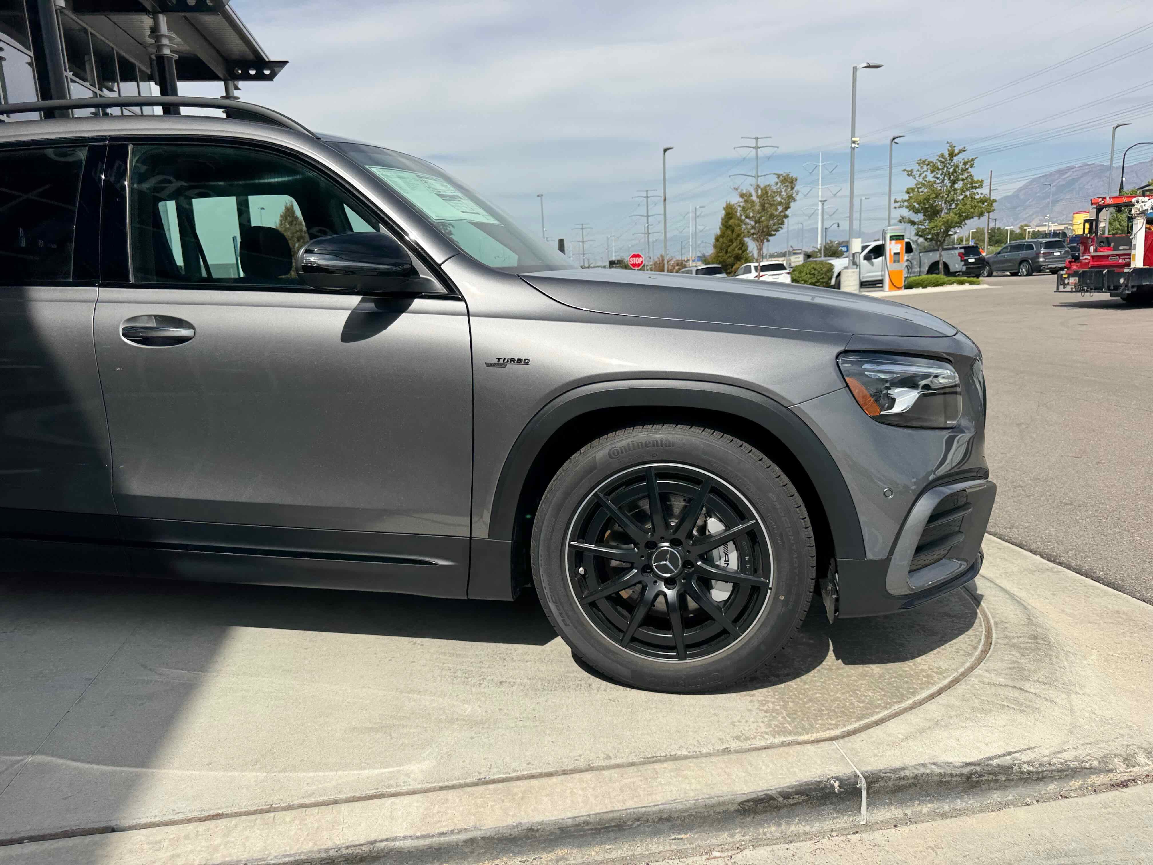 New 2025 Mercedes-Benz GLB 35 AMG 4MATIC image 10