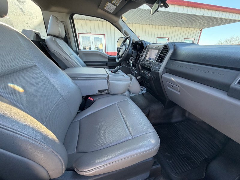 Used 2021 Ford F250 XL w/ Power Equipment Group image 9