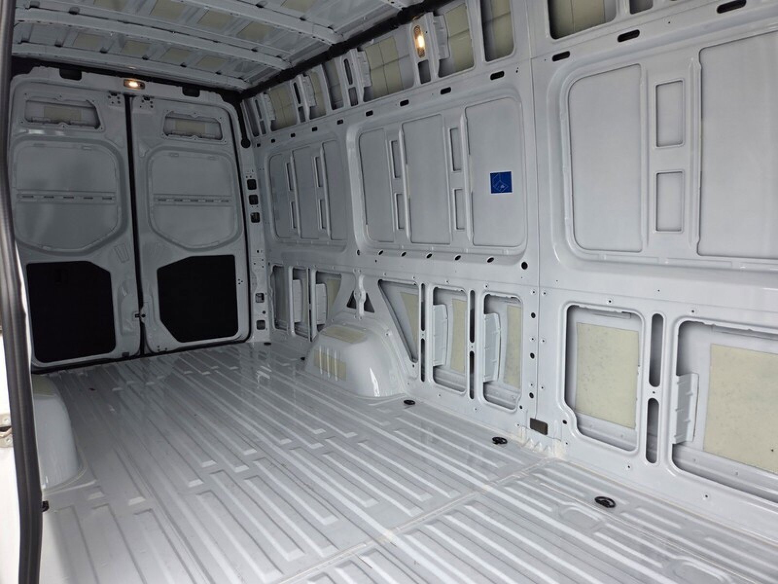 New 2024 Mercedes-Benz Sprinter 2500 image 15