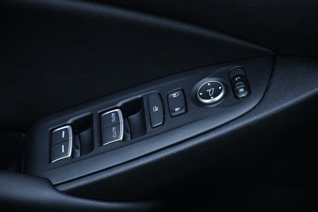 Used 2019 Honda Accord Sport image 16