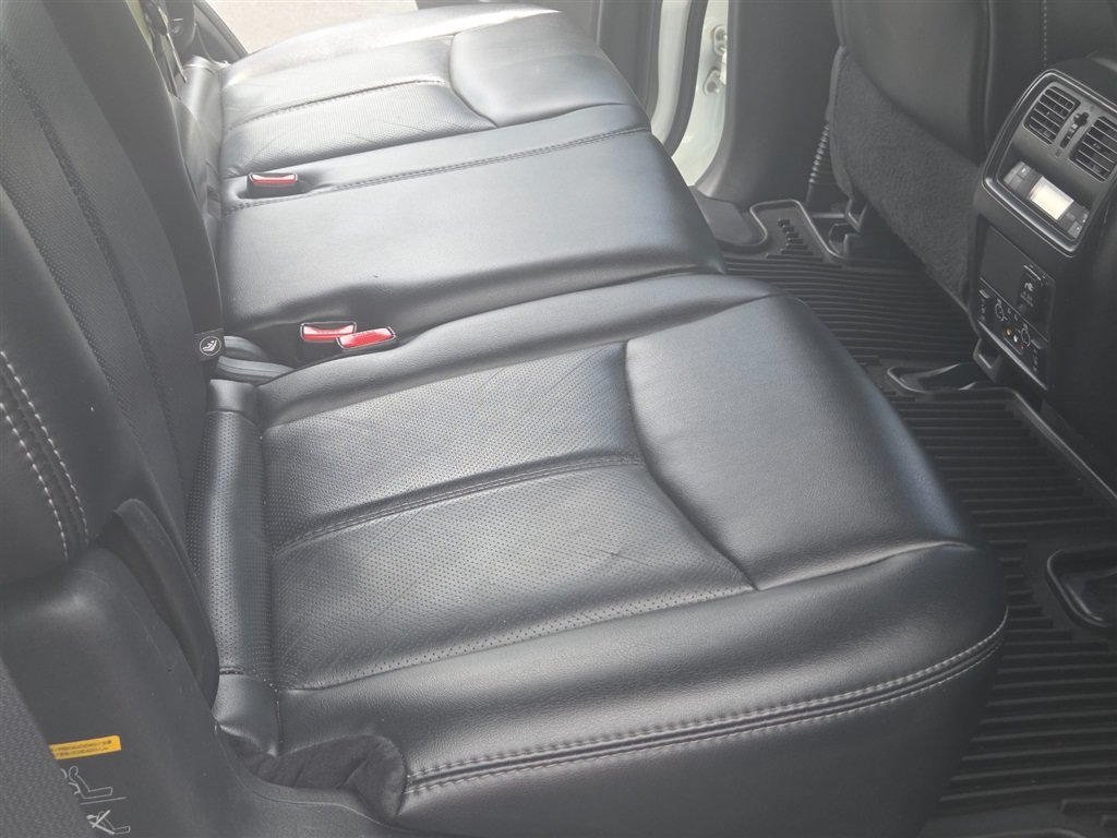 Used 2014 Nissan Pathfinder Platinum w/ Platinum Premium Package AWD/4WD image 8