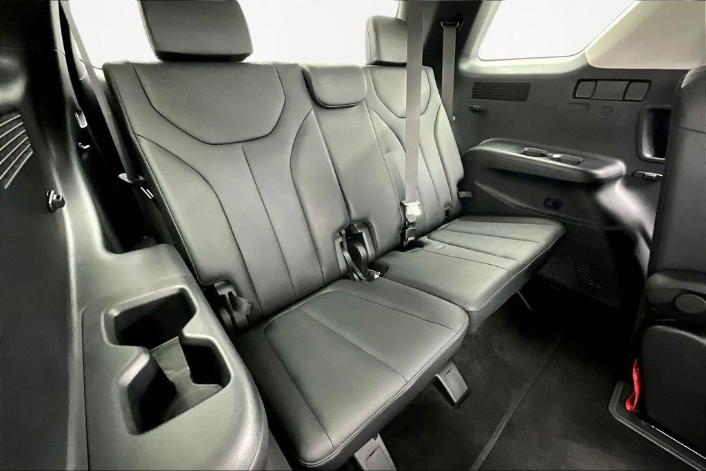 Used 2025 Hyundai Palisade SEL image 28