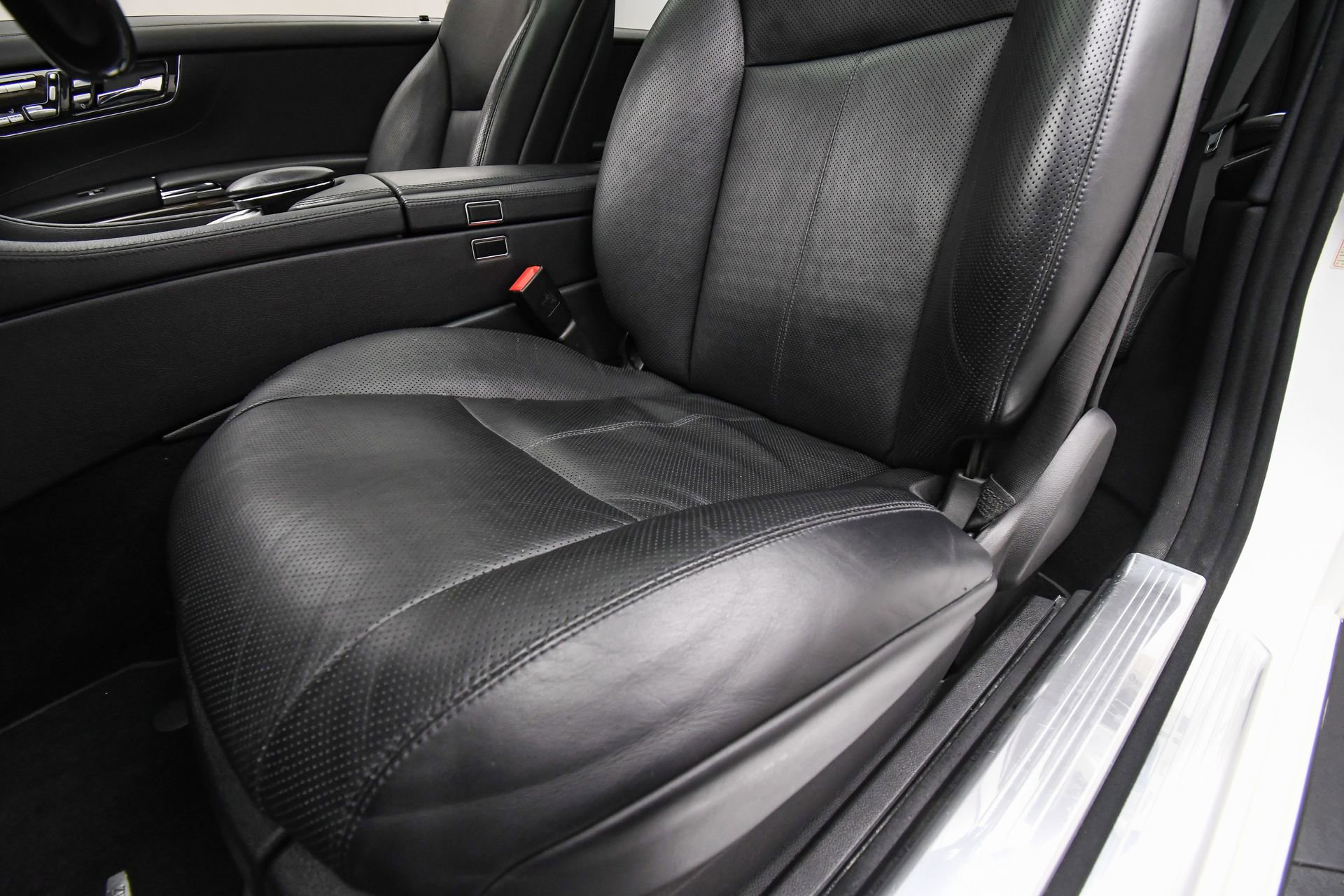 Used 2014 Mercedes-Benz CL 550 4MATIC image 54