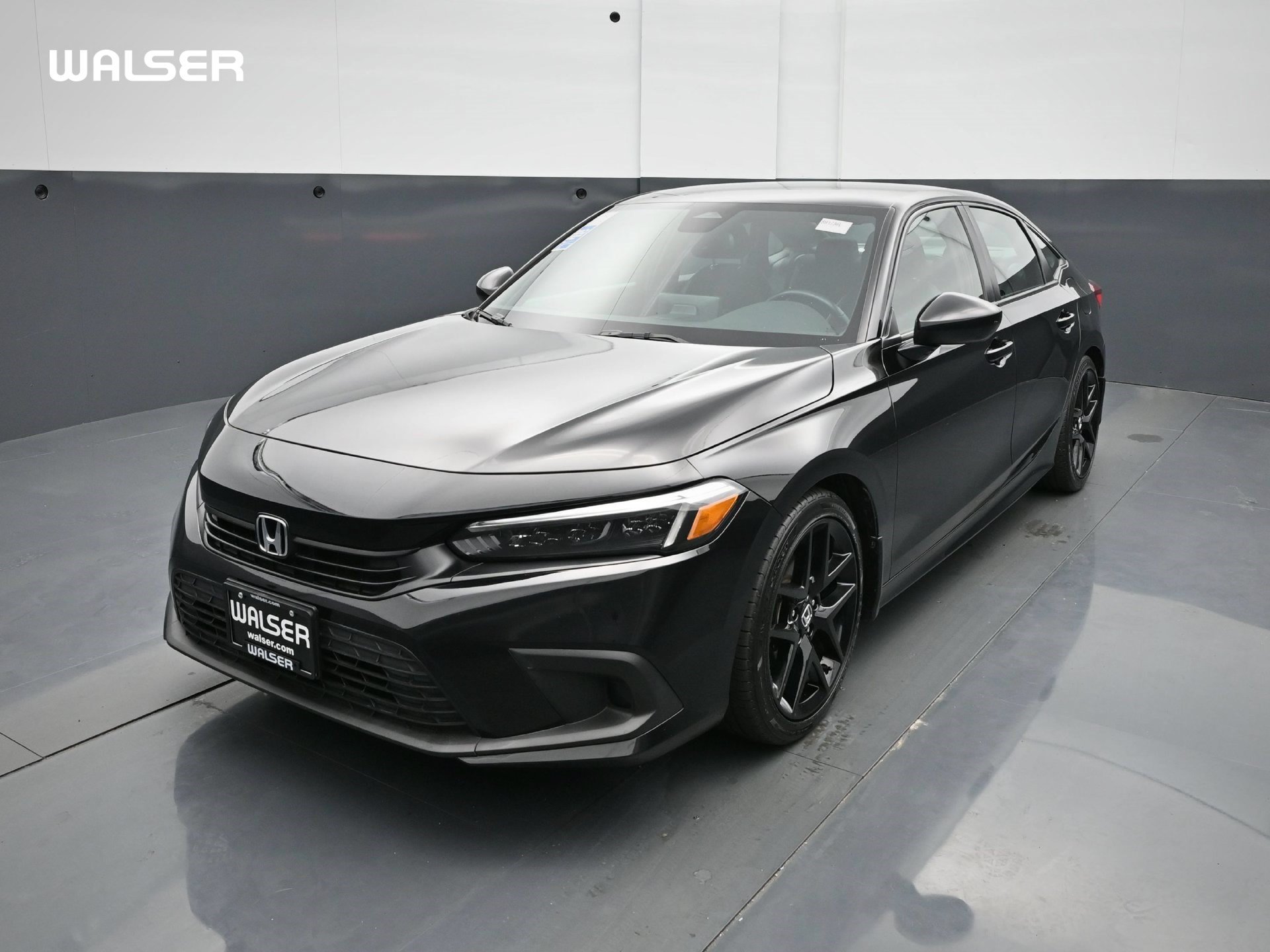 Used 2024 Honda Civic Sport image 1