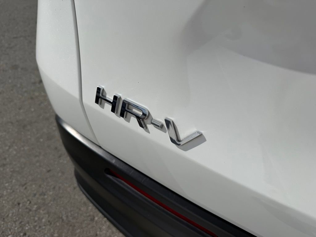 Used 2024 Honda HR-V LX image 11