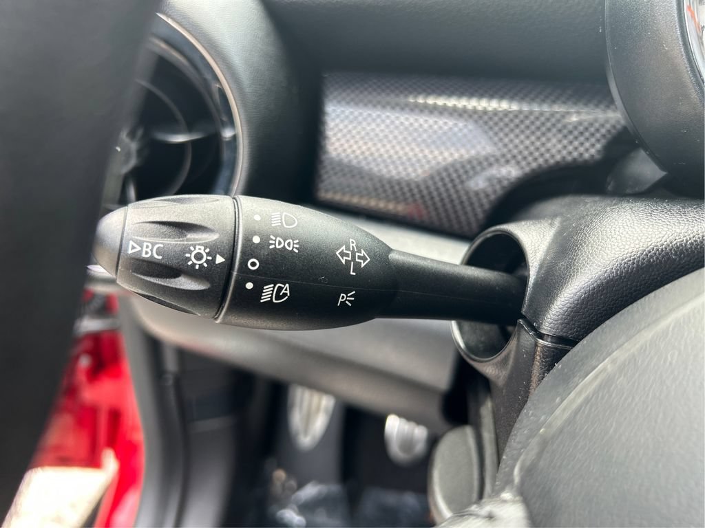 Used 2012 MINI Cooper S FWD image 19