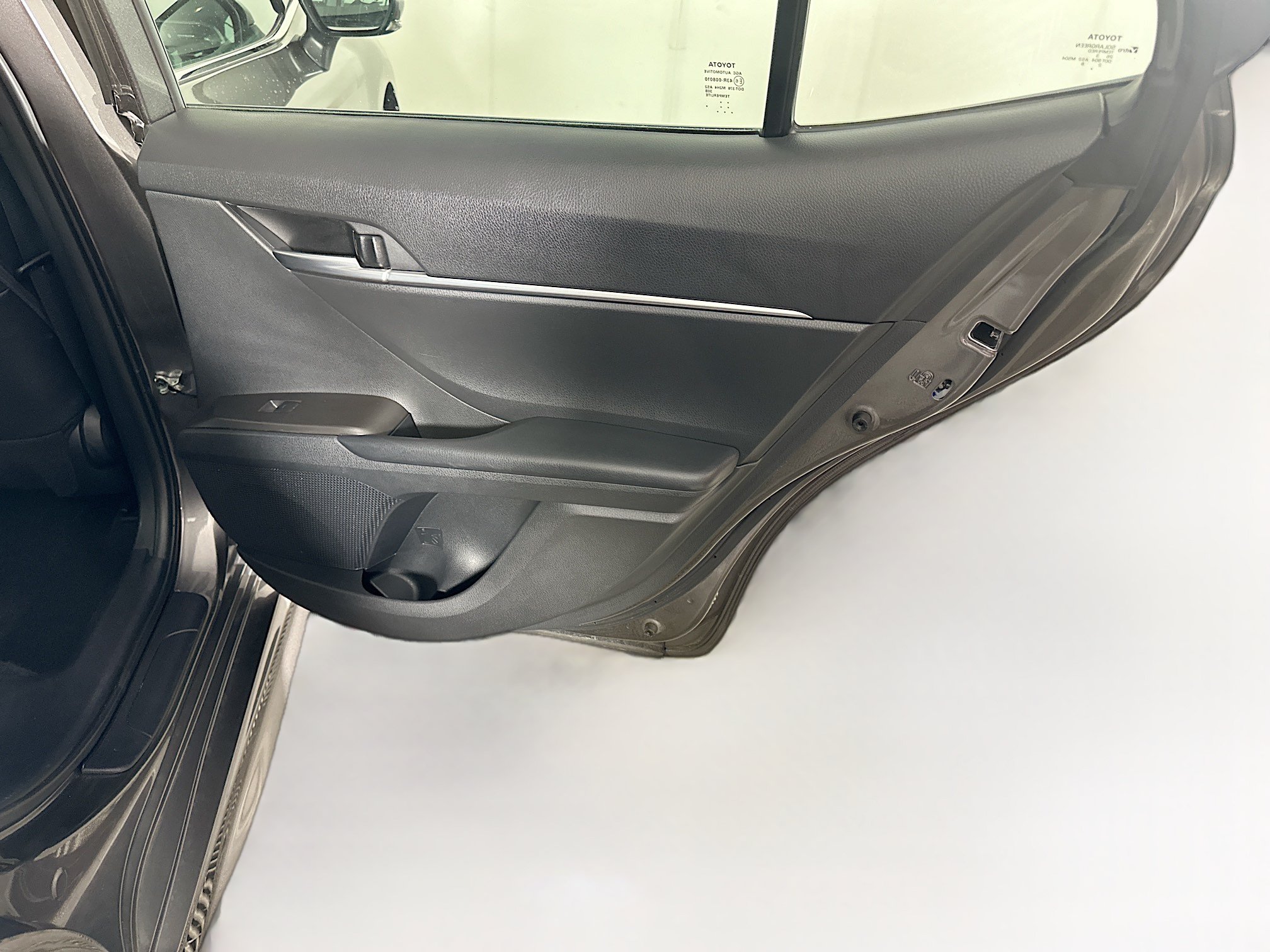 Used 2024 Toyota Camry SE FWD image 29