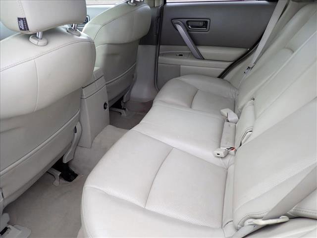 Used 2004 INFINITI FX35 AWD w/ Technology Pkg image 9