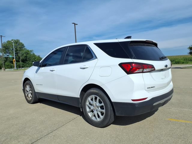Used 2024 Chevrolet Equinox LT w/ LPO, Floor Liner Package FWD image 3