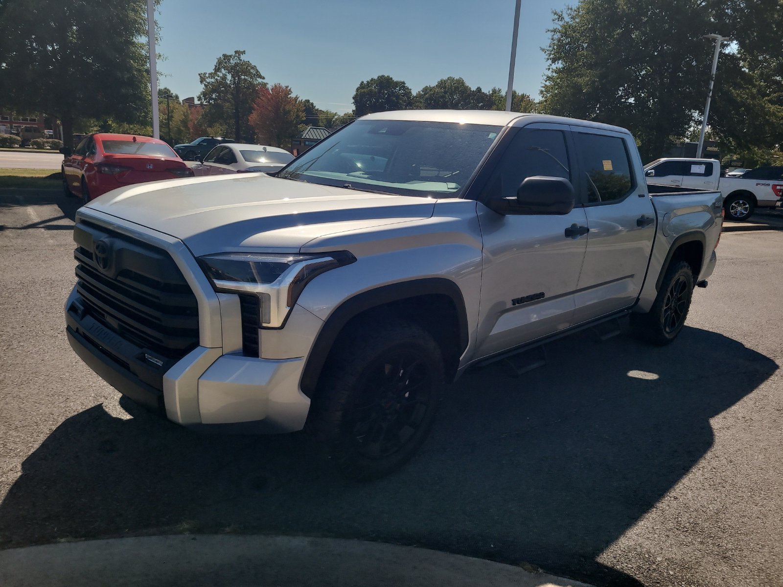 Used 2024 Toyota Tundra SR5 AWD/4WD image 7