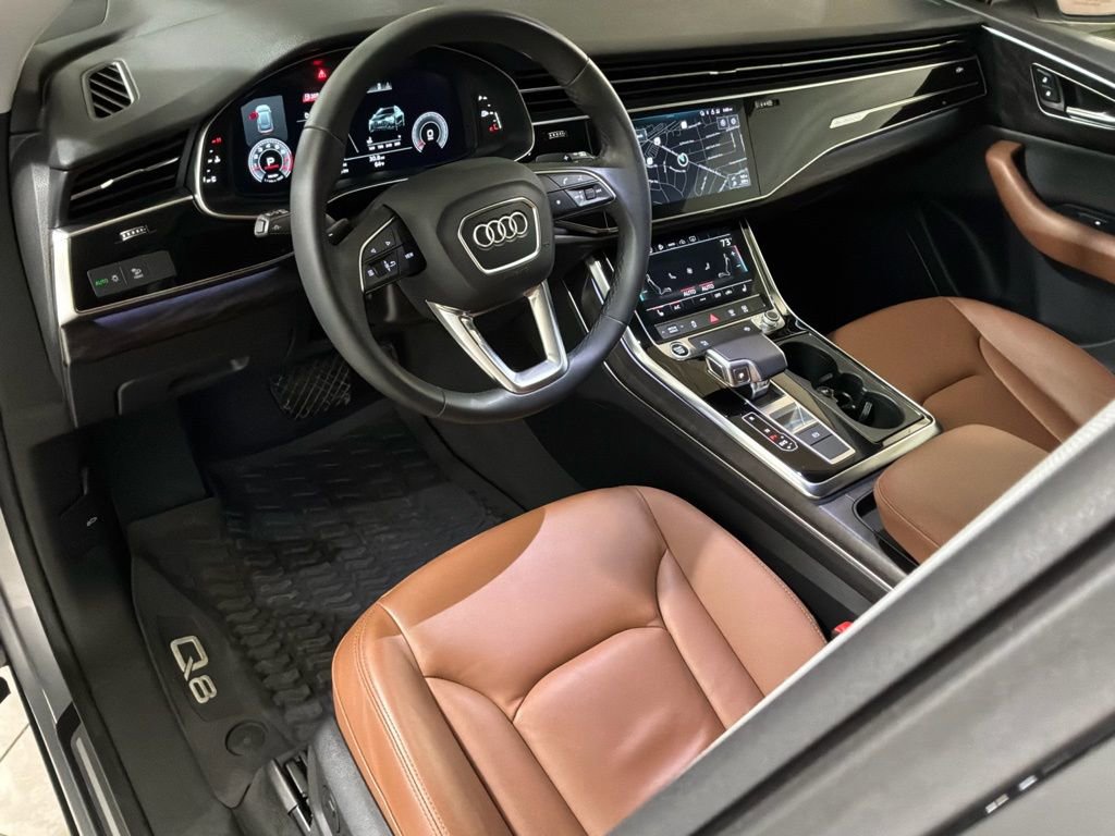 Used 2022 Audi Q8 Premium w/ Convenience Package image 18