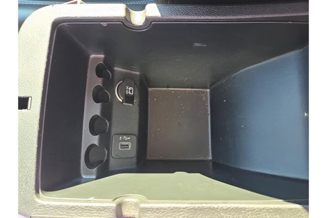 Used 2019 Jeep Cherokee Latitude Plus w/ Cold Weather Group image 19