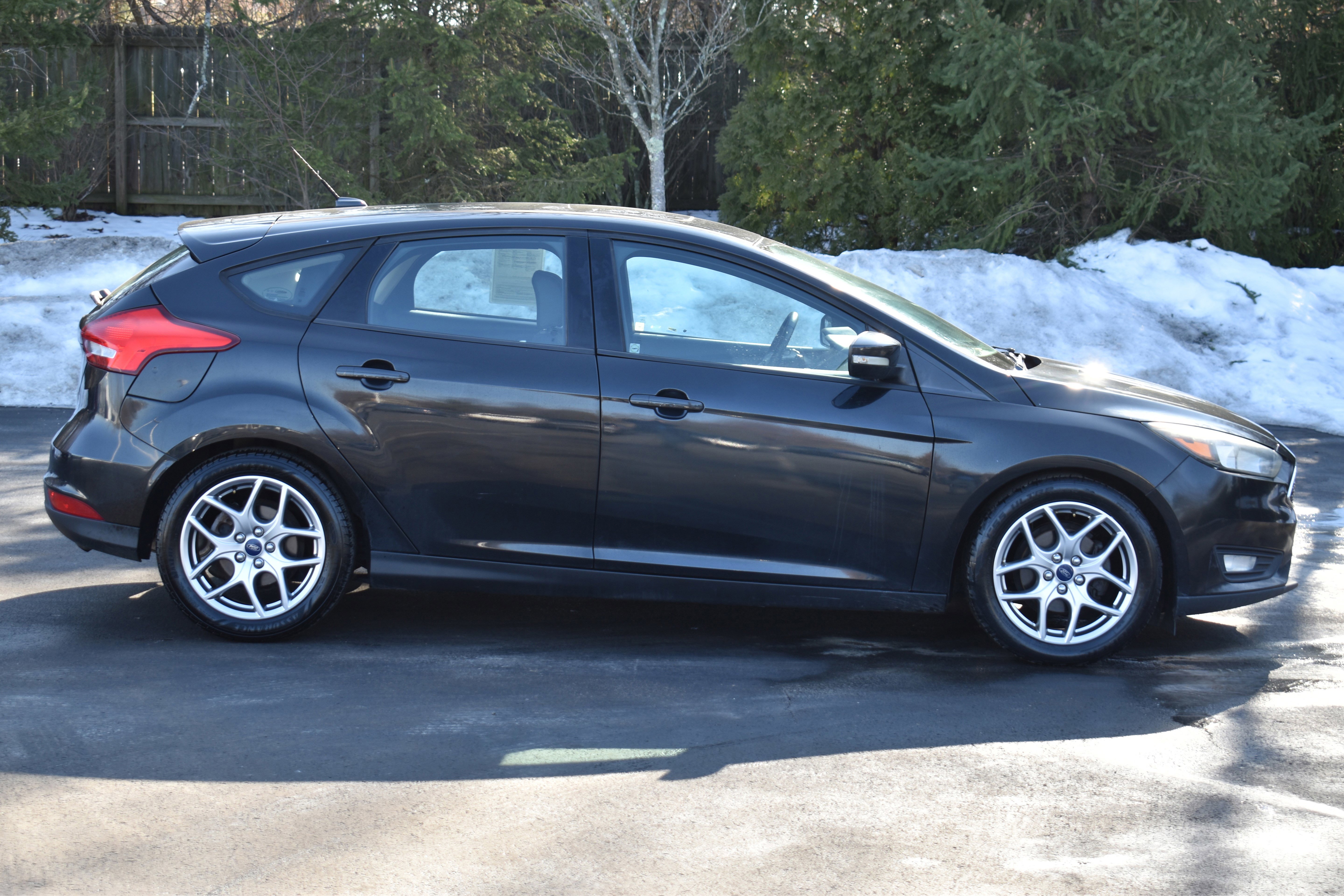 Used 2015 Ford Focus SE w/ Equipment Group 201A image 31