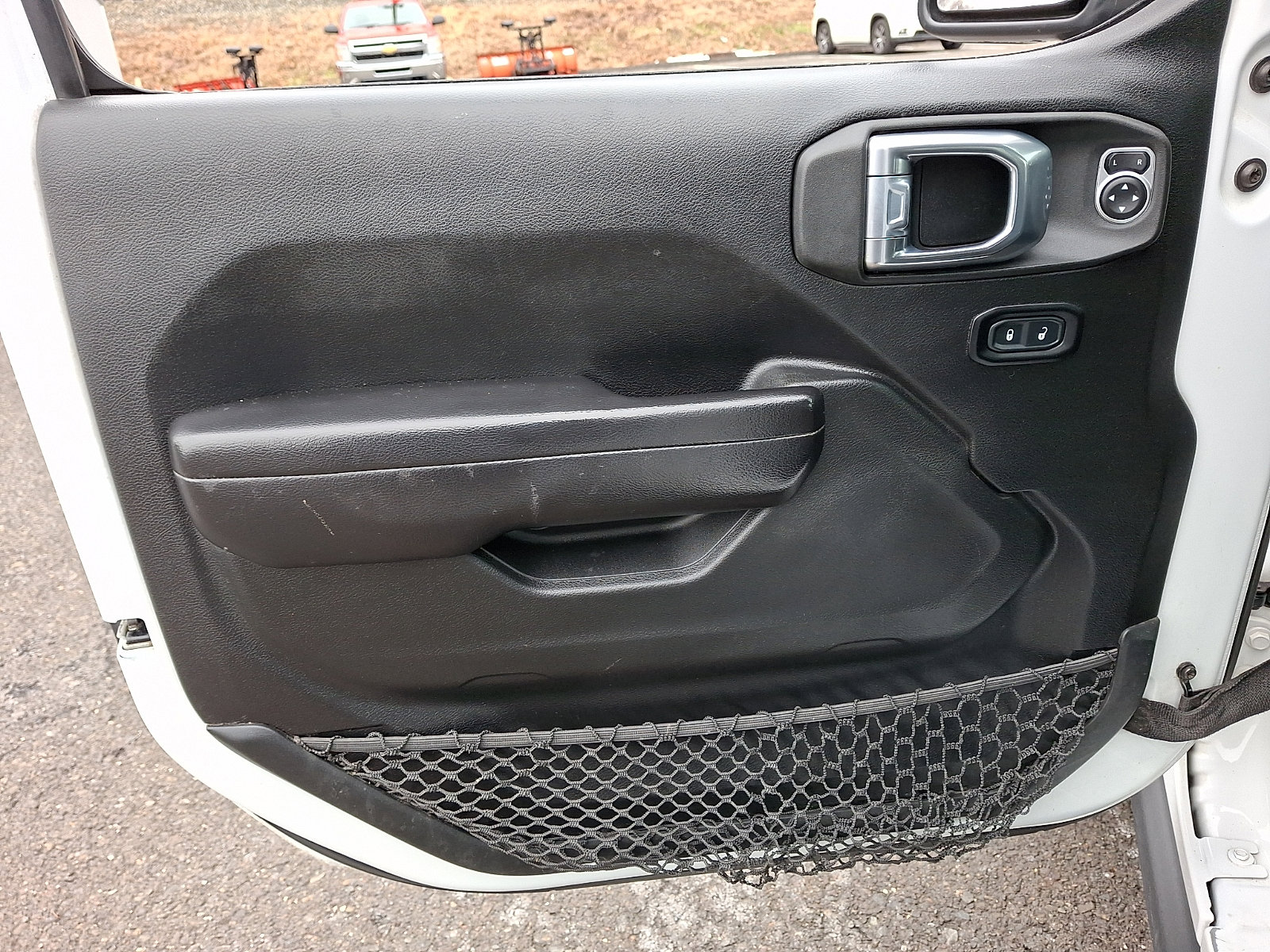 Used 2021 Jeep Gladiator Sport image 13