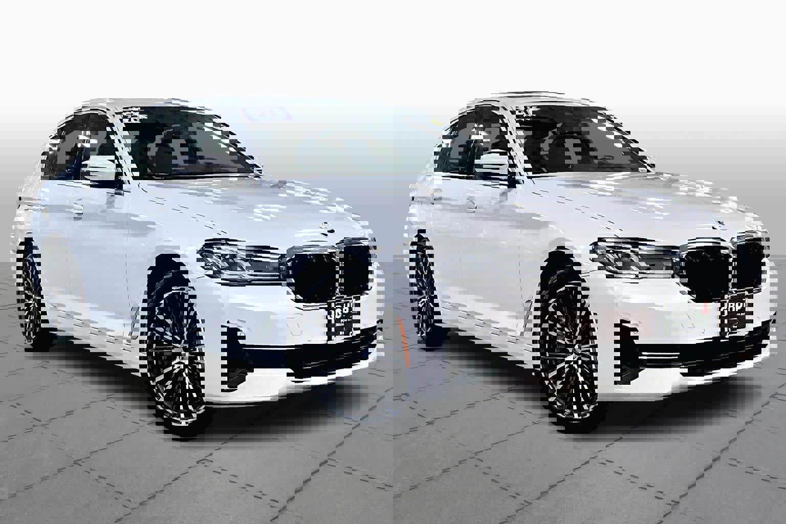 Used 2021 BMW 540i xDrive w/ Premium Package image 2