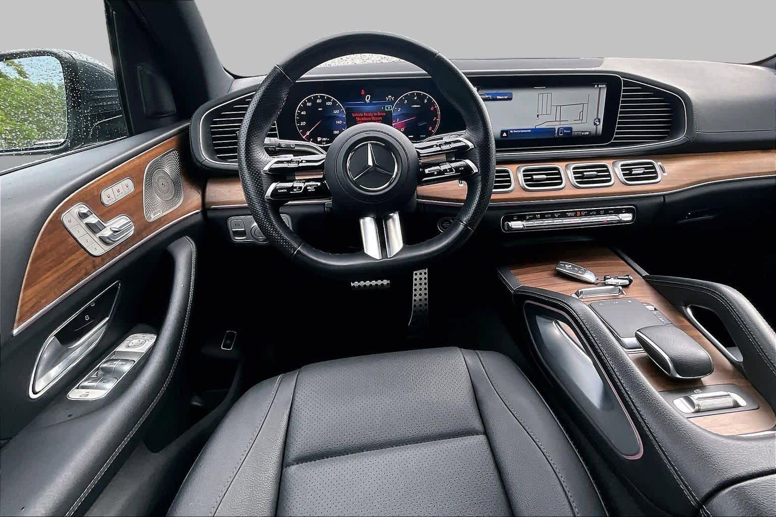 Used 2025 Mercedes-Benz GLS 450 4MATIC image 5