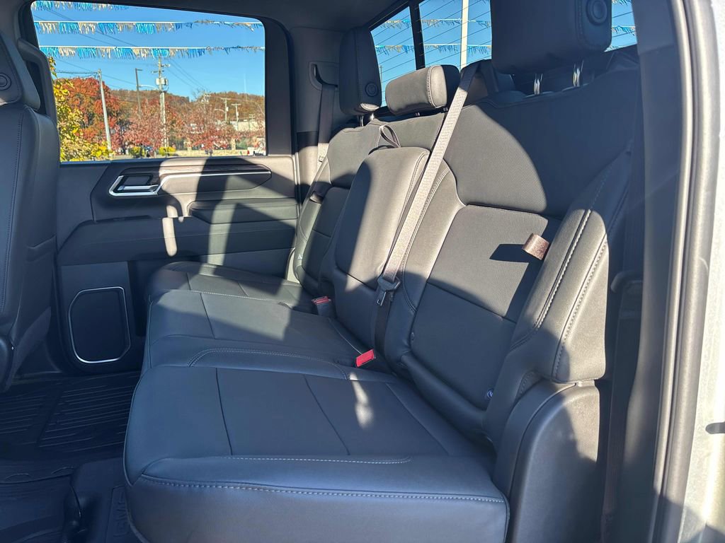 New 2026 GMC Sierra 2500 SLT w/ SLT Premium Package image 42