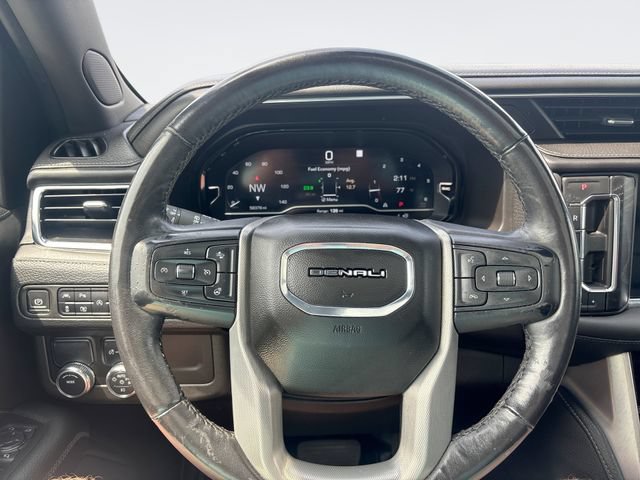 Used 2022 GMC Yukon Denali RWD image 14