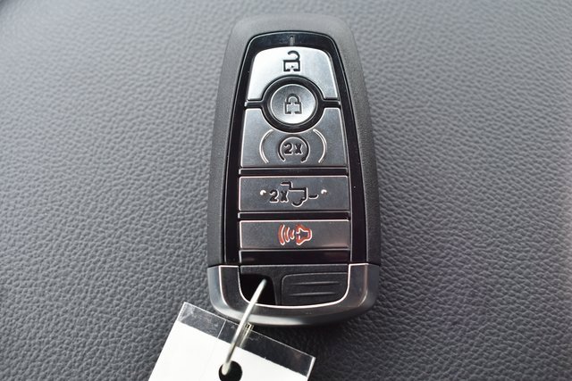 New 2025 Ford F250 Lariat w/ Lariat Ultimate Package image 41