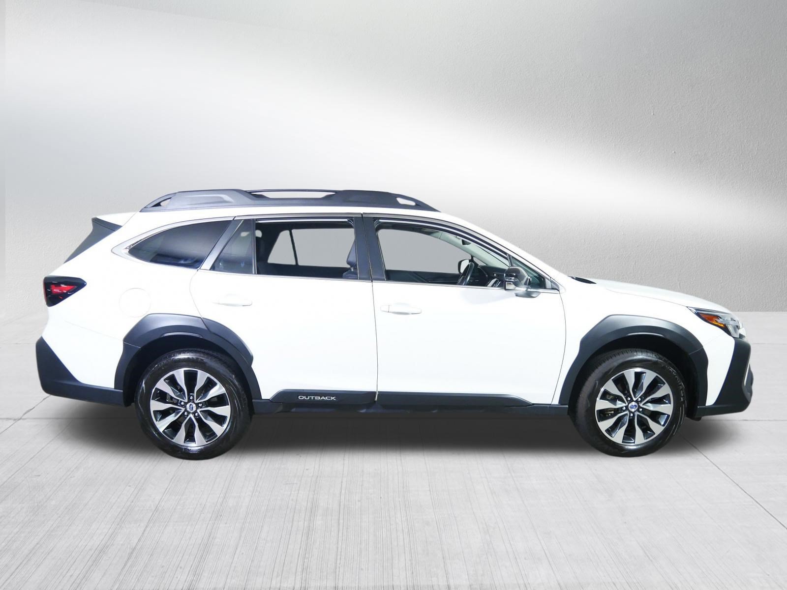 Used 2023 Subaru Outback Limited XT AWD/4WD image 8