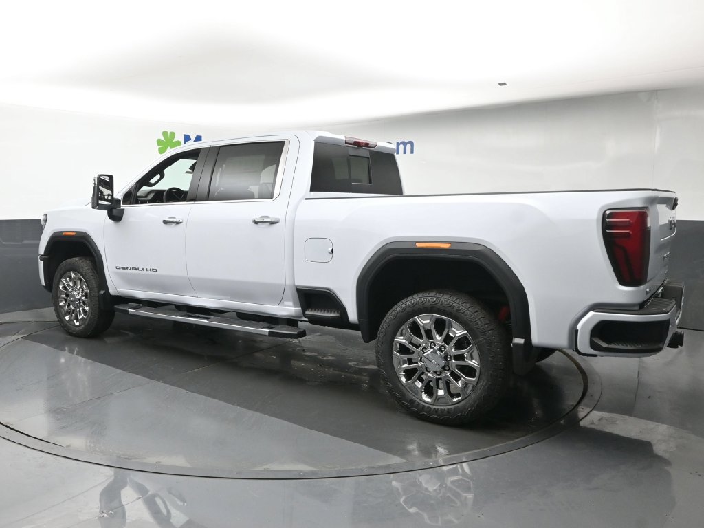New 2026 GMC Sierra 2500 Denali w/ Denali Reserve Package AWD/4WD image 6