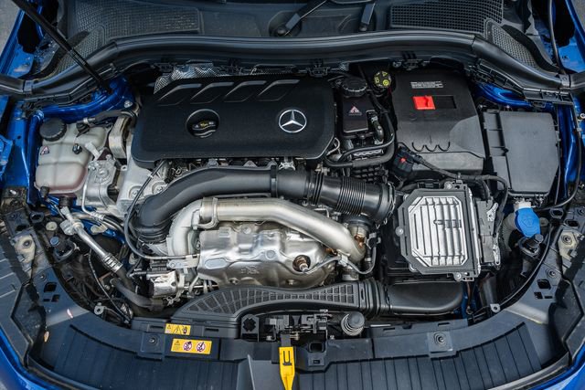 Certified 2024 Mercedes-Benz GLA 250 4MATIC image 19